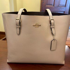 Coach Mollie Tote